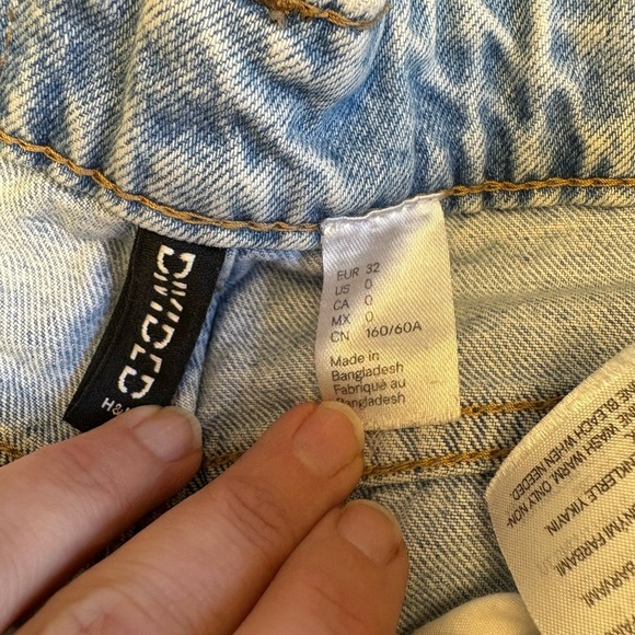 H&M Lightwash High Rise Cropped Wide Leg Distressed Cotton Jeans women's size XS - Picture 4 of 10